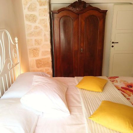 Apartment Cernesa Ražanac Εξωτερικό φωτογραφία