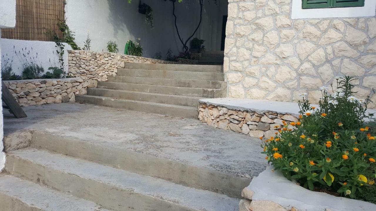 Apartment Cernesa Ražanac Εξωτερικό φωτογραφία