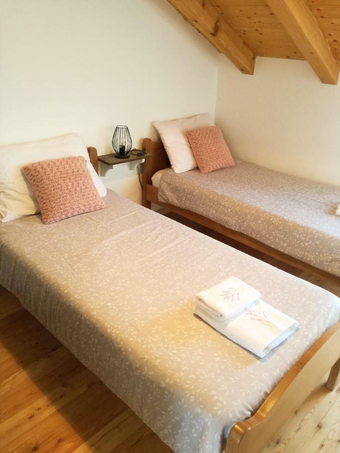 Apartment Cernesa Ražanac Εξωτερικό φωτογραφία